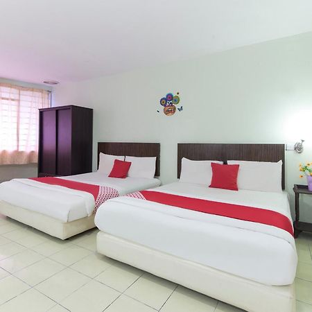 Oyo 329 Suntex Hotel Ampang  Bagian luar foto