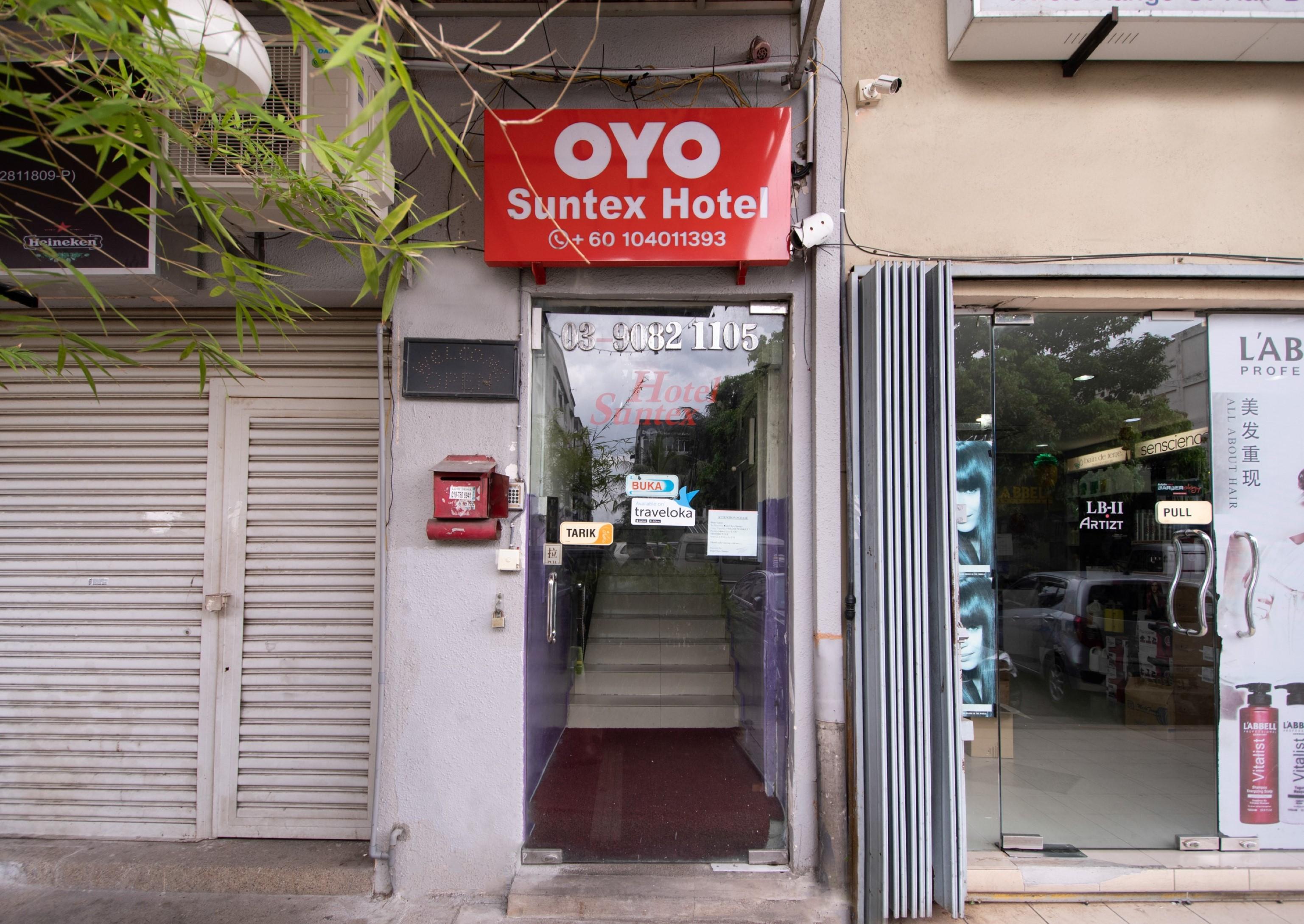 Oyo 329 Suntex Hotel Ampang  Bagian luar foto